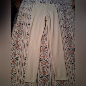 ALO Yoga Cream Leggings